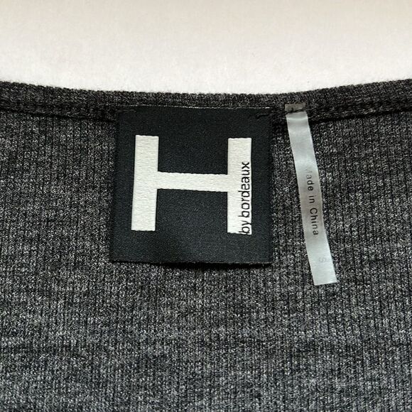 H by Bordeaux Grey Short Sleeve Long Sides Top Size Small NWOT - Picture 2 of 5